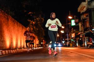 BIB: 
                            <button type="button" onclick="openModal(27897470)" class="btn btn-primary btn-sm float-right btn-popup" data-toggle="modal" data-target=".modal-high-quality">
                        <i class="fas fa-shopping-cart"></i> Add to Cart
                    </button>
                                            <button type="button" onclick="isThisMe(27897470, true)" class="btn btn-success btn-sm float-right btn-popup btn-isme hidden" data-toggle="tooltip" data-placement="bottom" title="นี่คือรูปของคุณใช่ไหม คลิกที่นี่เพื่อเอาเข้าอัลบั้ม">
                        <i class="fas fa-plus"></i> Add to album
                    </button>
                    <button type="button" onclick="isThisMe(27897470, false)" class="btn btn-warning btn-sm float-right btn-popup btn-isnotme hidden">
                        <i class="fas fa-ban"></i> Remove from album
                    </button>